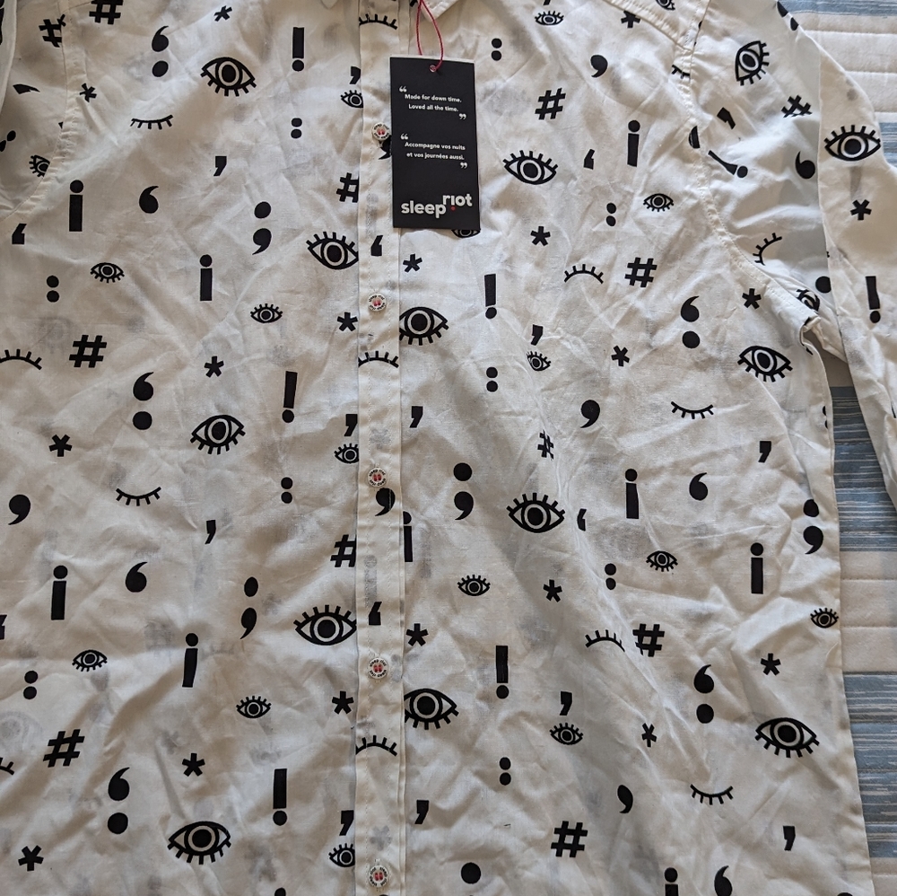 Women's dress shirt